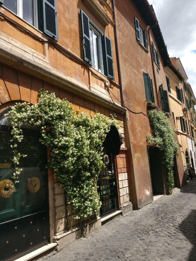 Scent Of Trastevere Рим Екстериор снимка